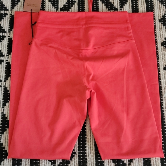 Girlfriend Collective Poppy Set - Picture 8 of 8